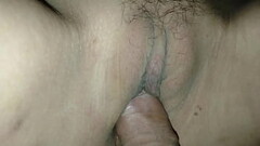 น้ำพุ่งเข้ารูหีที่ยังบริสุทธิ์ของสาวเพื่อนบ้าน Thumb