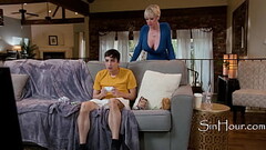 Stepmom'_s Cuntroller - Dee Williams, Ricky Spanish Thumb