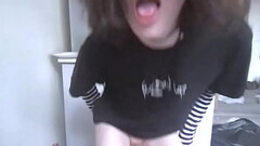 Goth twink sucks and bounces on dildo Thumb