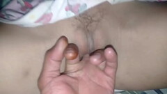 สาวใช้หีสวยน่าเลียแตดเย็ดหีจนน้ำแตก Thumb