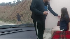 Viejo Encuentra a Morrita putipobre de colonia marginal y le ofrece dinero por usarla como bolsa de semen, jovencita real, no fingido 18 yo - SUBTITULOS en ingl&eacute_s Thumb