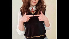 Hermione is a little shy, but her shyness won'_t stop her from being a naughty slut ready to fuck right now Thumb