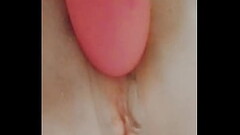 SophiaRose00 squirts her naughty pussy Thumb