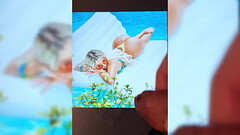 Jerk Off to Adri Izabelly Thumb