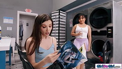 Annoyed gf gets her stress licked away in public laundromat Thumb