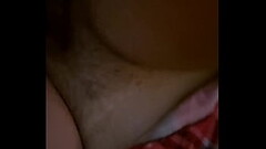 Mi novia portandose mal con su traje de cojegiala Thumb