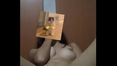 Ni&ntilde_a bonita se masturba pensando en su ex Thumb