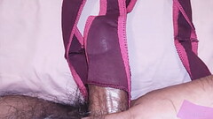 Corrida r&aacute_pida sobre la tanga nueva reci&eacute_n usada de mi novia Thumb