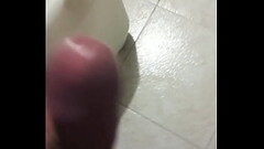 Una verga con mucha leche Thumb