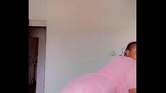 Girl loves to shake her big ass Thumb