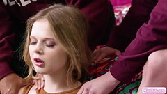 Lesbian couple facesitting and ass licking teen stepdaughter Thumb