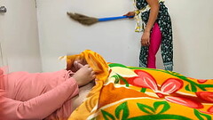 कोमल की कामवाली सफाई कर रहे मालिक ने लालच दे कर चोदा Thumb