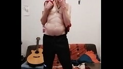 Sexy mec en mode salope en adidas Thumb